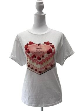 NWT cupcakes & cashmere Ma ChérieHeart Cake Graphic Tee Size L Vintage Inspired